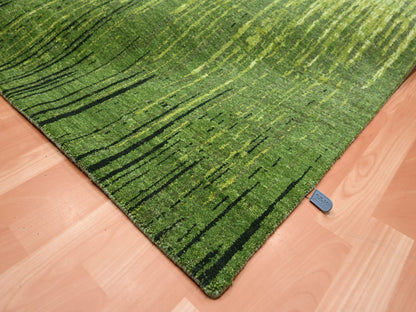 Modern / Contemporary hand-knotted wool rug in Green, 8'2" x 10'3", SKU O075515