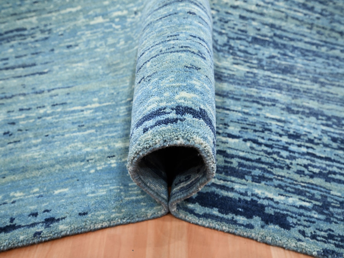 Modern / Contemporary hand-knotted wool rug in Blue, 8'1" x 10'4", SKU O075519