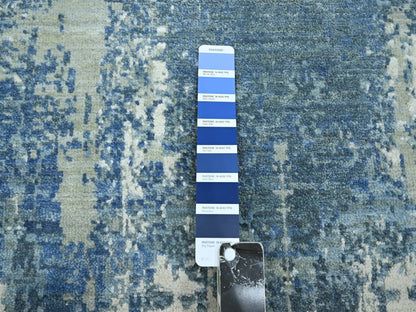 Modern / Contemporary hand-knotted wool/silk rug in Blue, 8'1" x 10'0", SKU O075532