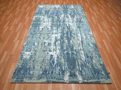Modern / Contemporary hand-knotted wool/silk rug in Blue, 6'0" x 9'2", SKU O075534