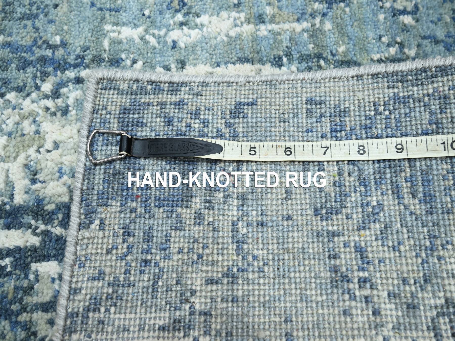 Modern / Contemporary hand-knotted wool/silk rug in Blue, 2'0" x 3'2", SKU O075537