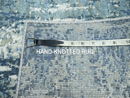 Modern / Contemporary hand-knotted wool/silk rug in Blue, 2'0" x 3'2", SKU O075537