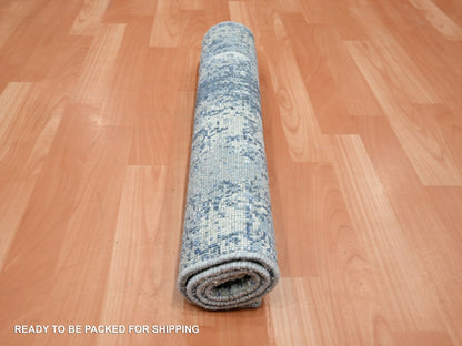 Modern / Contemporary hand-knotted wool/silk rug in Blue, 2'1" x 3'0", SKU O075538