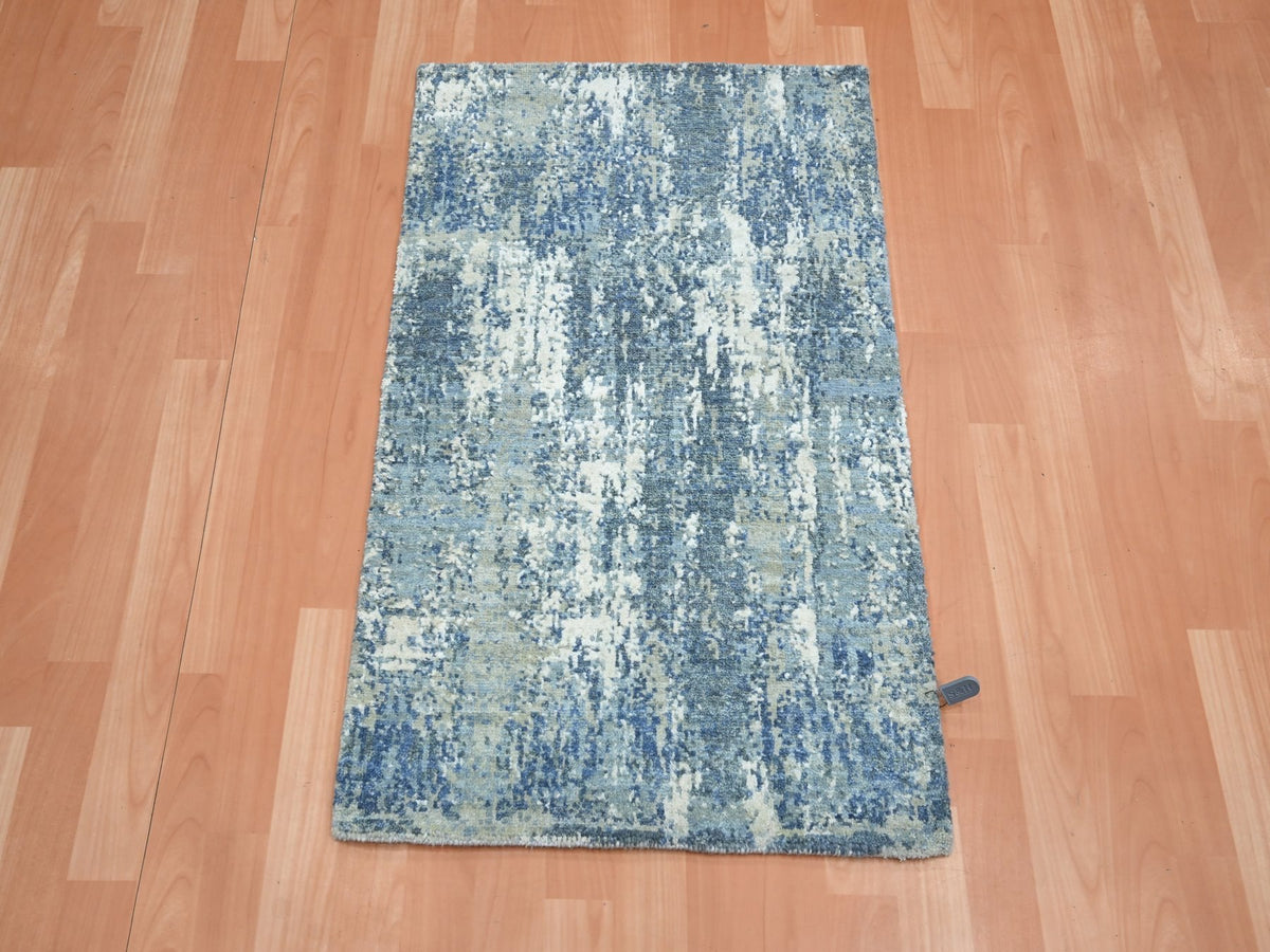 Modern / Contemporary hand-knotted wool/silk rug in Blue, 2'0" x 3'2", SKU O075539