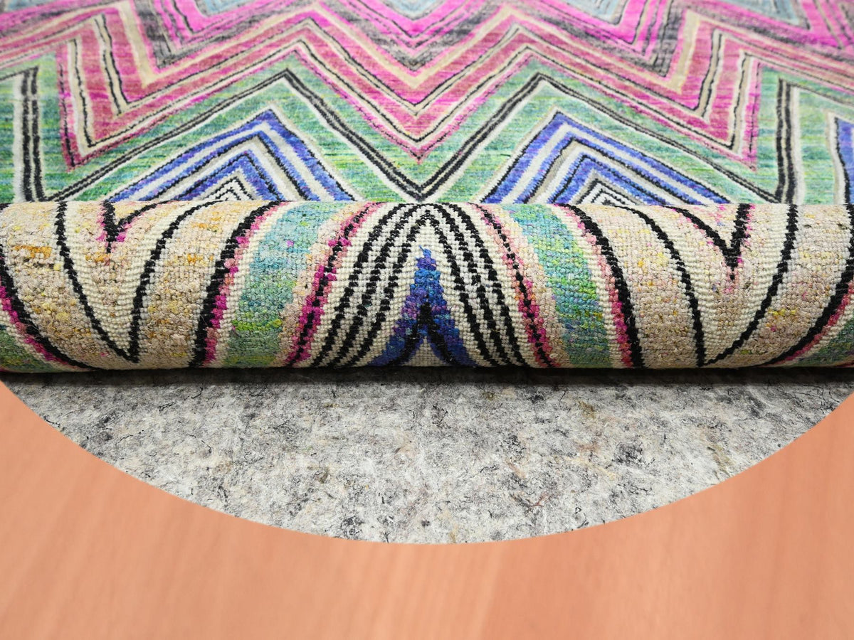 Modern / Contemporary hand-knotted wool/silk rug in Pink, 11'8" x 11'9" — SKU O075567 (view 4)