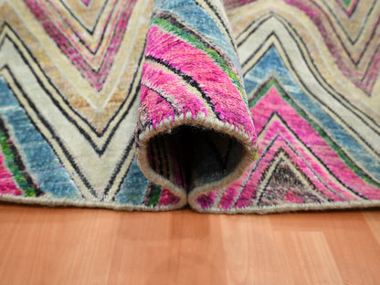 Modern / Contemporary hand-knotted wool/silk rug in Pink, 11'8" x 11'9" — SKU O075567 (view 5)