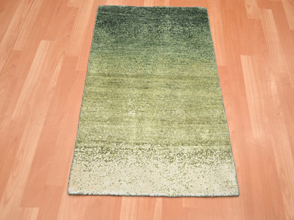 Green 2'0" x 3'0" Modern / Contemporary Hand knotted Wool Rug - Sku: O075575