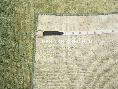 Green 2'0" x 3'0" Modern / Contemporary Hand knotted Wool Rug - Sku: O075575