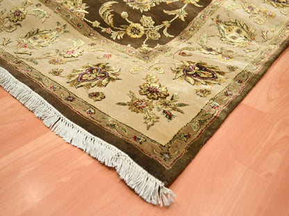 Brown 7'10" x 9'11" Traditional Hand knotted Wool/Silk Rug - Sku: O075582