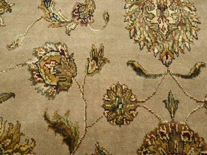 Brown 7'8" x 9'10" Traditional Hand knotted Wool/Silk Rug - Sku: O075586
