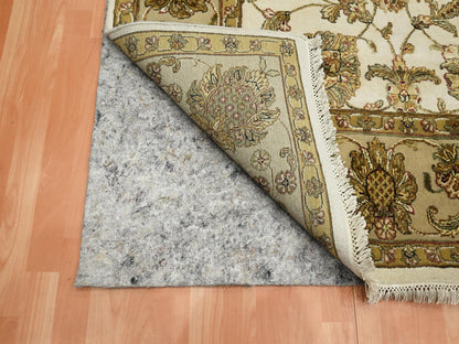 Rajasthan Rajasthan hand-knotted wool/silk rug in Ivory & Beige, 7'8" x 10' — SKU O075589 (view 4)