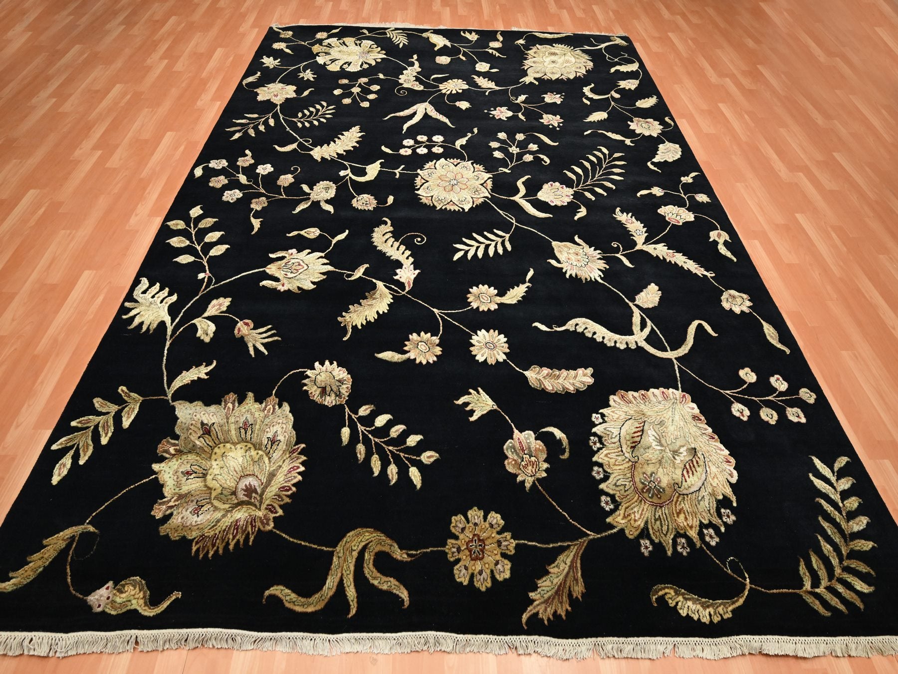 Rajasthan hand-knotted wool/silk rug in Black, 9'2" x 11'8" — SKU O075593 (view 2)