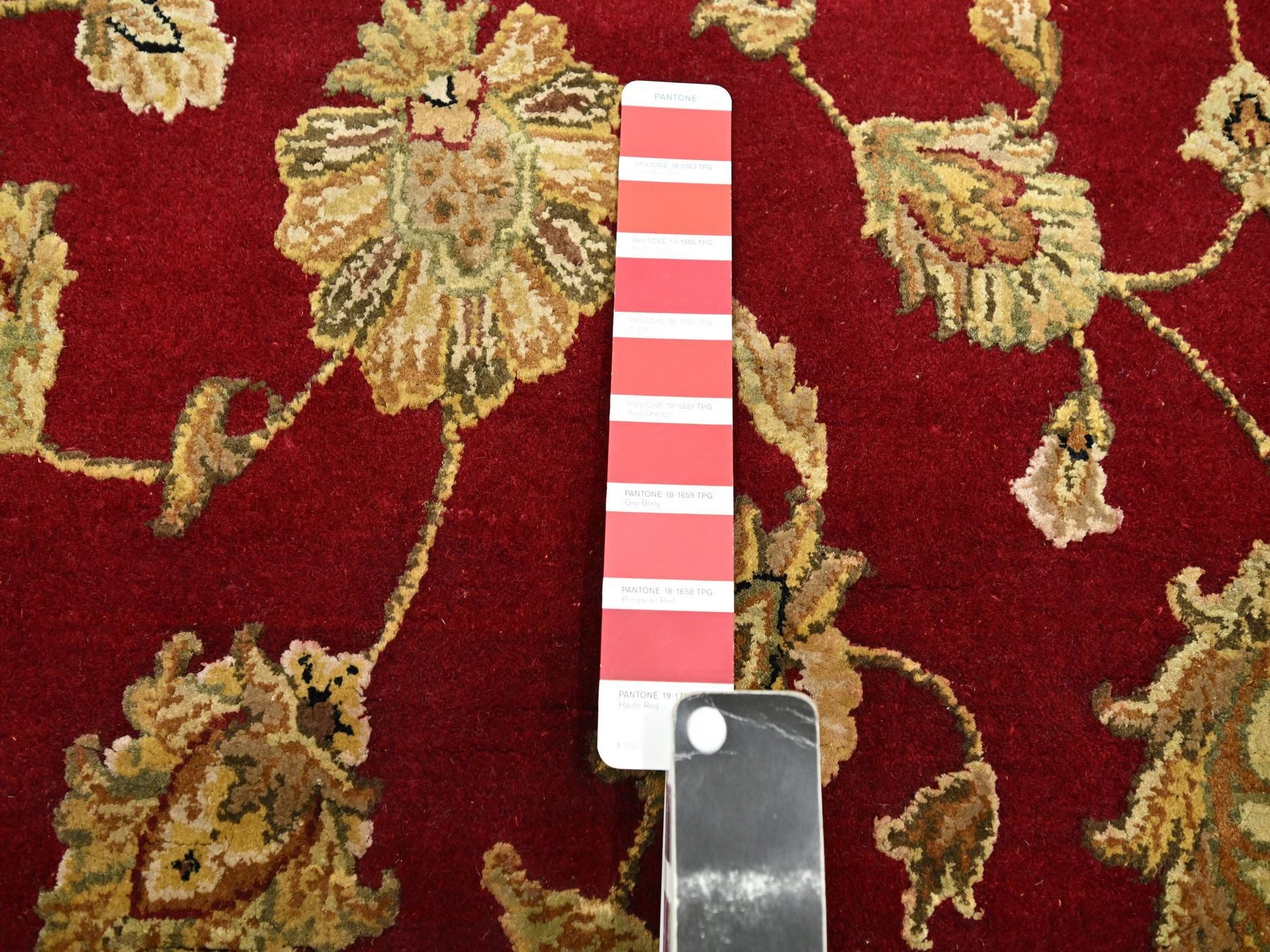 Rajasthan Rajasthan hand-knotted wool/silk rug in Red & Ivory, 5'11" x 9'2" — SKU O075599 (view 7)