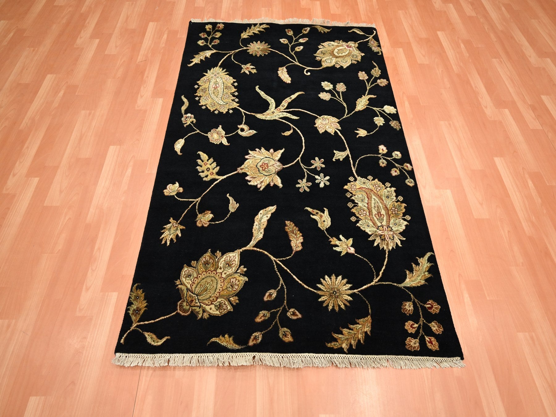 Rajasthan hand-knotted wool/silk rug in Black, 4'1" x 6'1" — SKU O075608 (view 2)