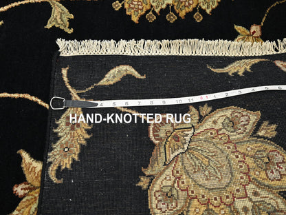 Black 4'1" x 6'1" Rajasthan Hand knotted Wool/Silk Rug - Sku: O075608