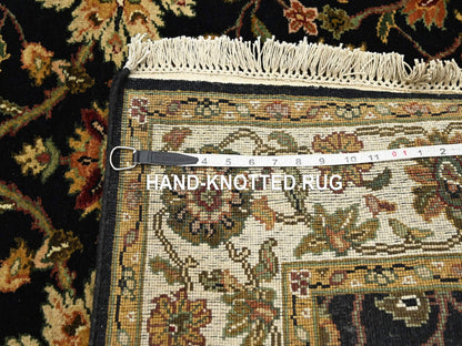Black 4'0" x 15'9" Rajasthan Hand knotted Wool/Silk Rug - Sku: O075610