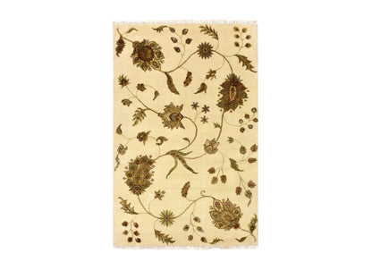 Rajasthan hand-knotted wool/silk rug in Ivory, 4' x 5'11" — SKU O075631