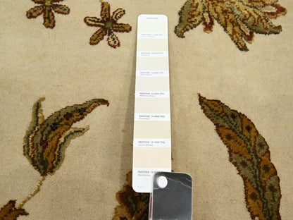 Rajasthan hand-knotted wool/silk rug in Ivory, 4' x 5'11" — SKU O075631 (view 4)