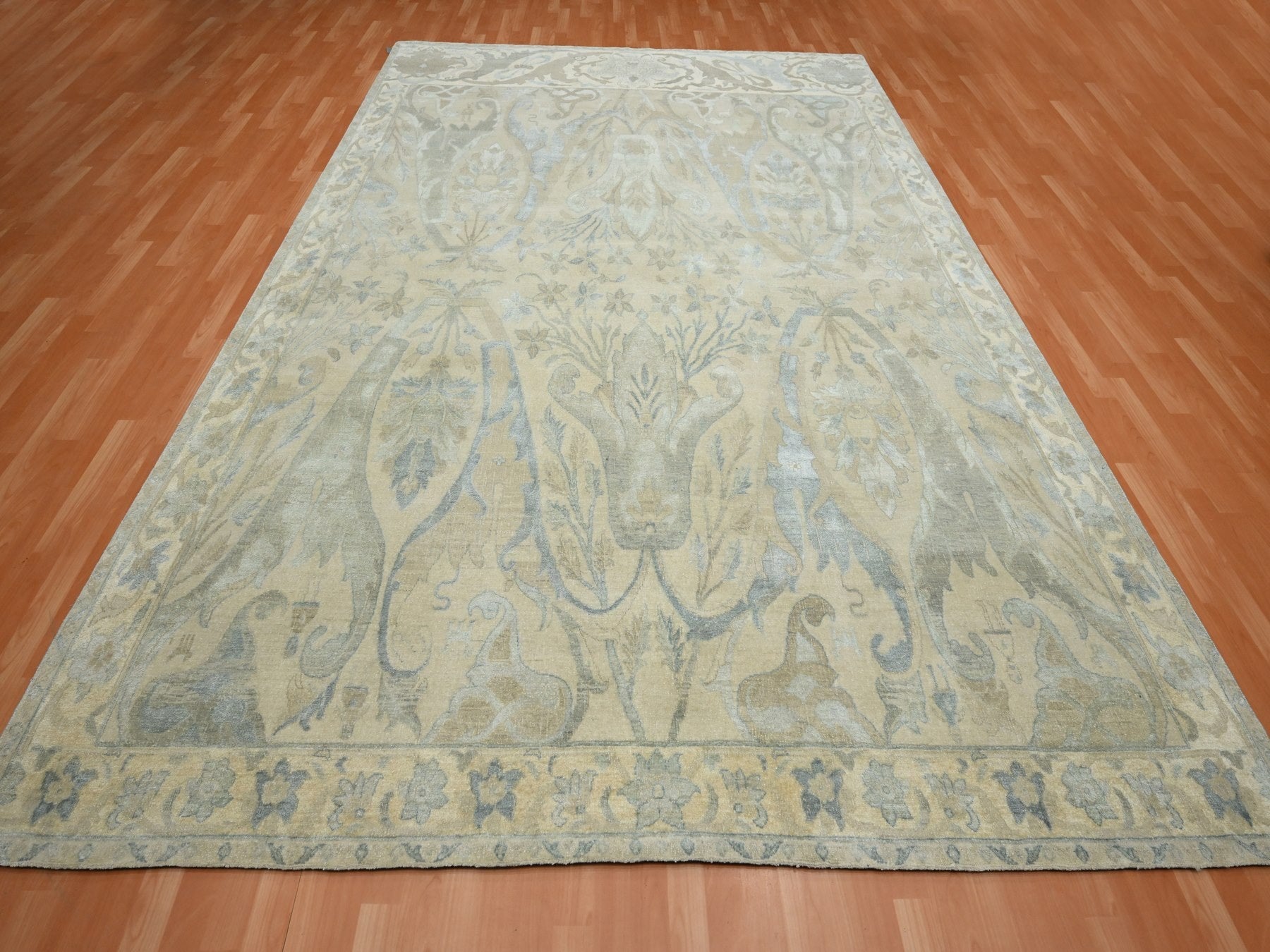 Oushak hand-knotted wool/silk rug in Ivory, 8'10" x 12'1" — SKU O075637 (view 2)