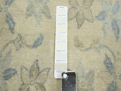 Oushak hand-knotted wool/silk rug in Ivory, 8'10" x 12'1" — SKU O075637 (view 7)