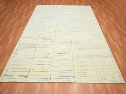 Modern / Contemporary hand-knotted wool rug in Ivory, 8' x 9'9" — SKU O075640 (view 2)