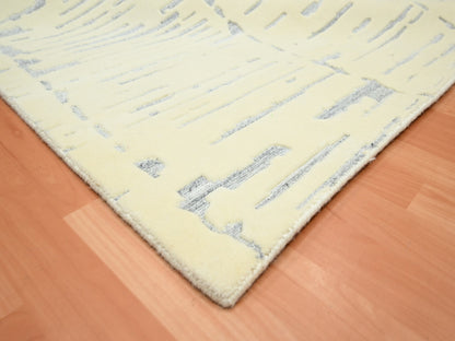 Modern / Contemporary hand-knotted wool rug in Ivory, 8' x 9'9" — SKU O075640 (view 6)