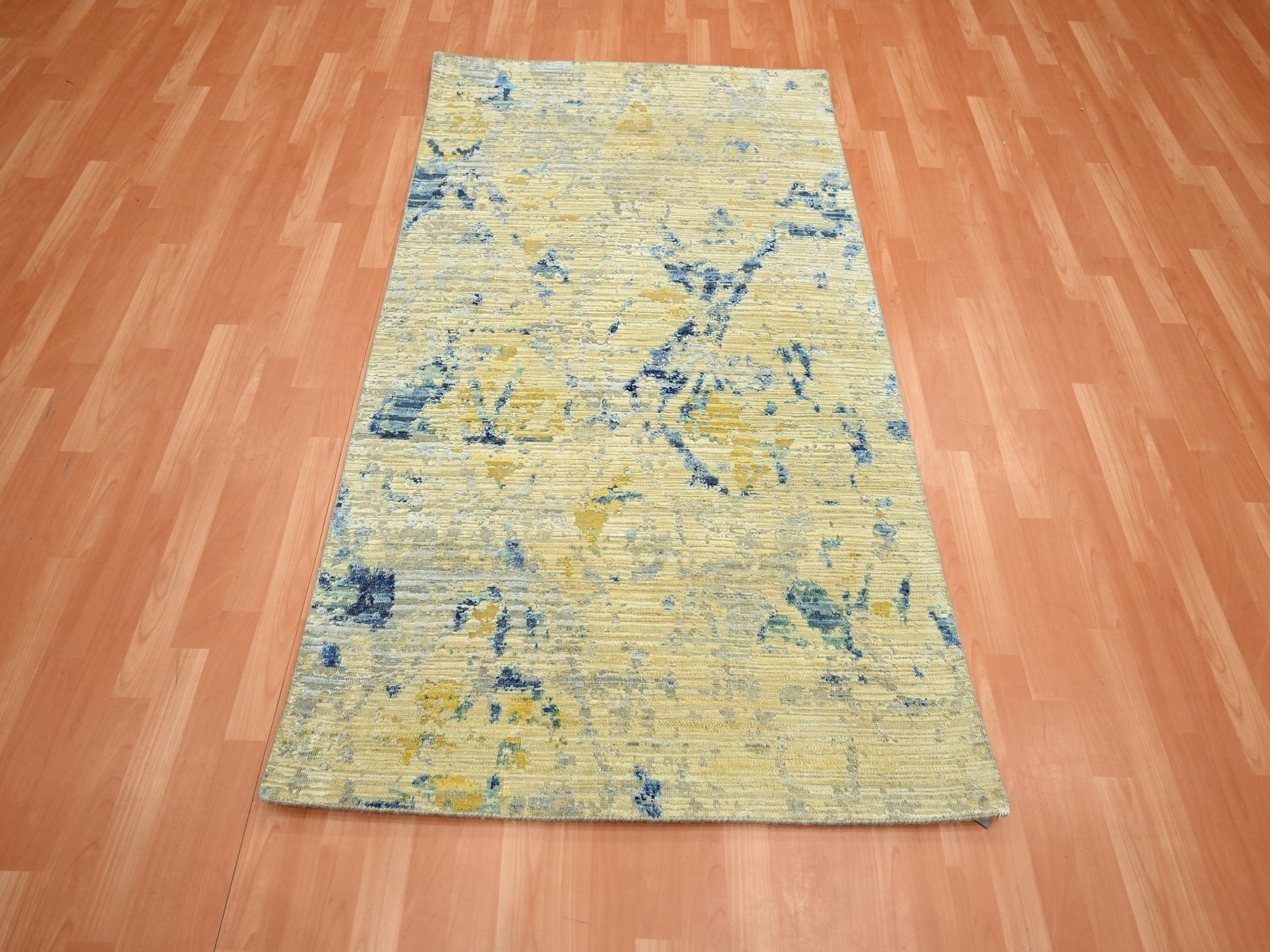 Modern / Contemporary hand-knotted wool/silk rug in Brown, 3'10" x 6'3" — SKU O075653 (view 2)