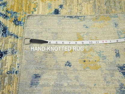Brown 3'10" x 6'3" Modern and Contemporary Hand knotted Wool/Silk Rug - Sku: O075653