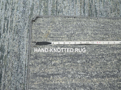 Modern / Contemporary hand-knotted silk rug in Gray, 3'10" x 6'1" — SKU O075654 (view 7)