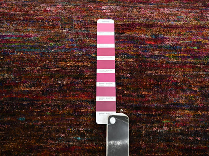 Modern / Contemporary hand-knotted sari silk rug in Red, 3'11" x 5'8" — SKU O075656 (view 4)