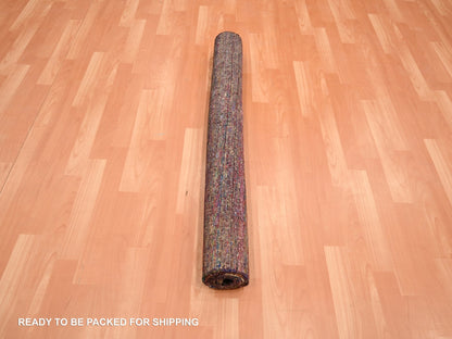 Modern / Contemporary hand-knotted sari silk rug in Red, 3'11" x 5'8" — SKU O075656 (view 5)