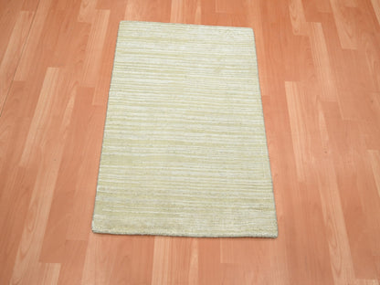Modern / Contemporary hand-knotted wool/silk rug in Ivory, 2' x 3' — SKU O075660 (view 2)