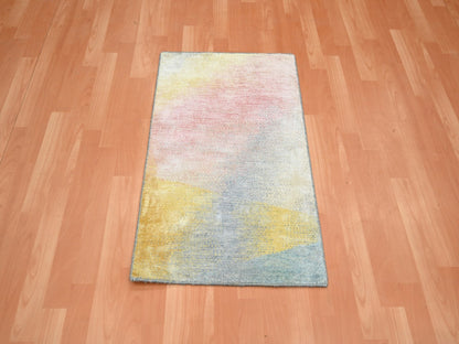 Pink 1'11" x 3'1" Modern / Contemporary Hand knotted Wool/Silk Rug - Sku: O075665
