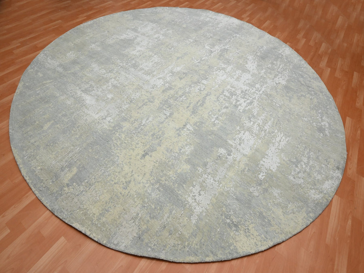 Modern / Contemporary hand-knotted wool/silk rug in Gray, 11'10" x 11'10" — SKU O075675 (view 3)