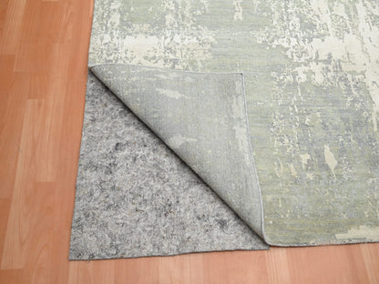 Modern / Contemporary hand-knotted wool/silk rug in Gray, 9' x 11'11" — SKU O075678 (view 4)