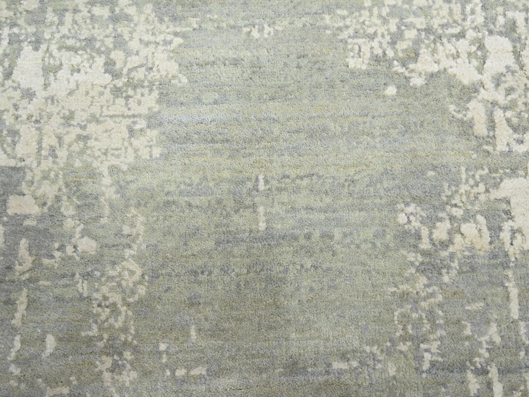 Modern / Contemporary hand-knotted wool/silk rug in Gray, 9' x 11'11" — SKU O075678 (view 8)