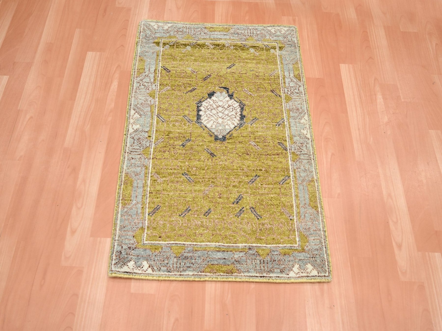Transitional hand-knotted wool rug in Yellow & Gray, 2'1" x 3'1" — SKU O075693 (view 2)