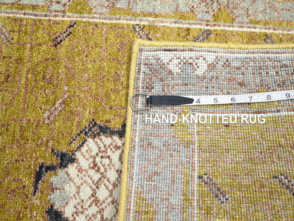 Transitional hand-knotted wool rug in Yellow & Gray, 2'1" x 3'1" — SKU O075693 (view 4)