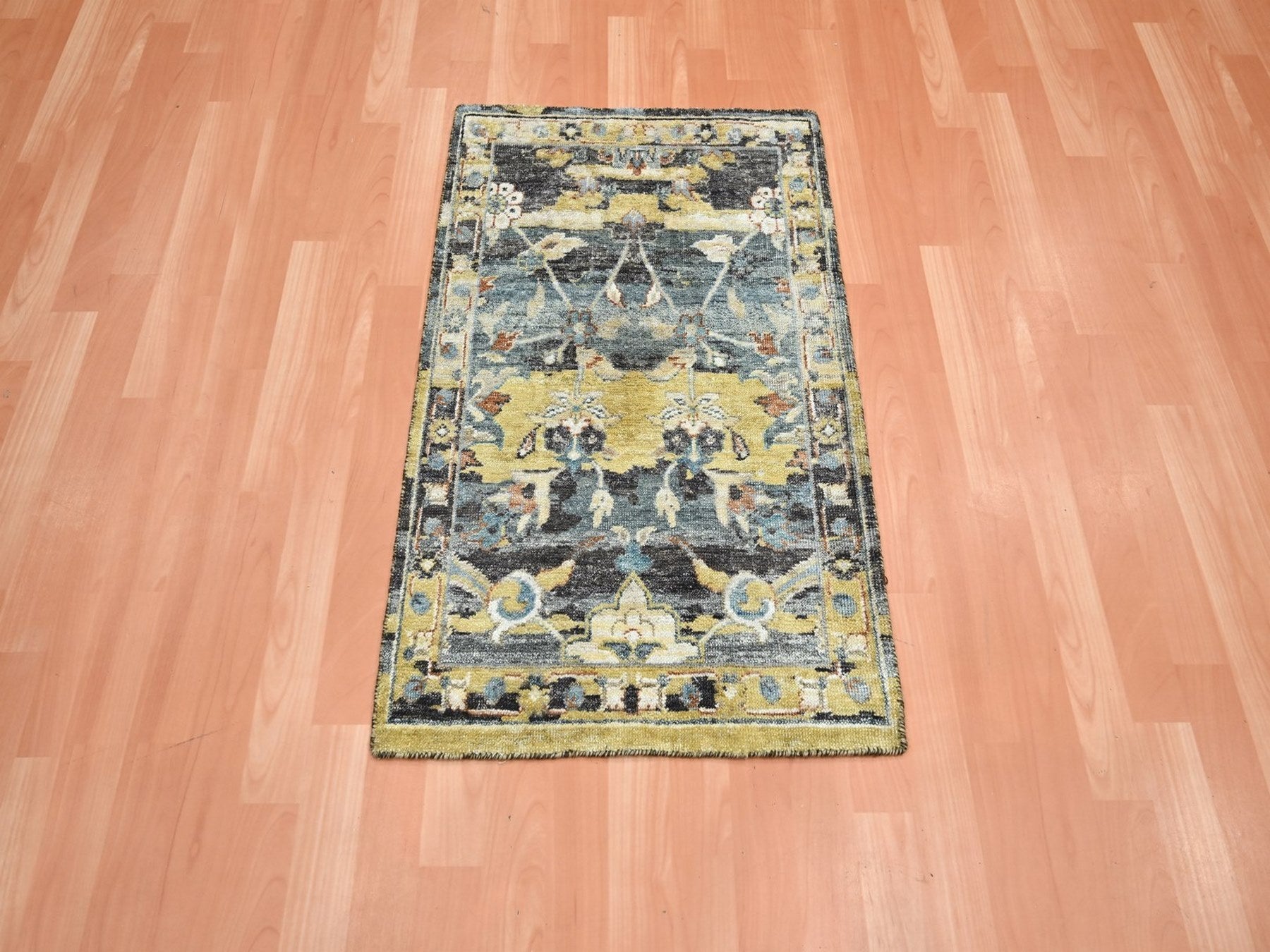 Transitional hand-knotted wool rug in Yellow, 2' x 3'3" — SKU O075699 (view 2)