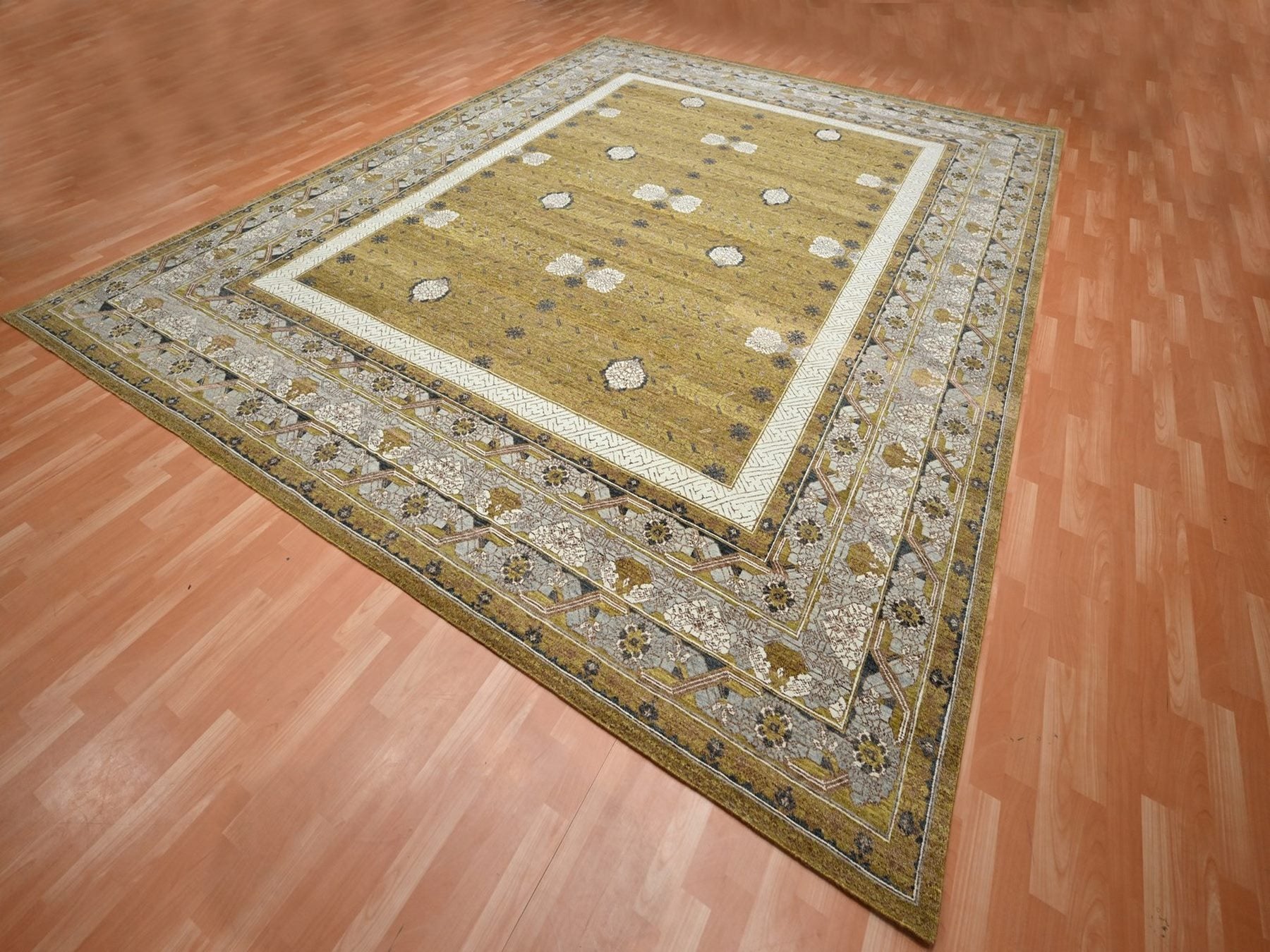 Transitional hand-knotted wool rug in Yellow & Gray, 12'1" x 15'2" — SKU O075721 (view 3)