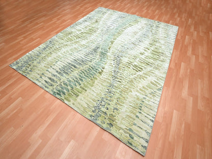 Green 8'0" x 9'10" Modern and Contemporary Hand knotted Silk Rug - Sku: O075725