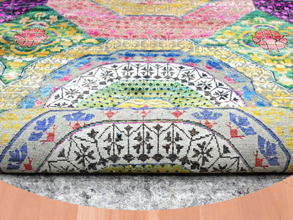 Mamluk Mamluk hand-knotted wool/silk rug in Yellow, 9'10" x 9'10" — SKU O075727 (view 4)