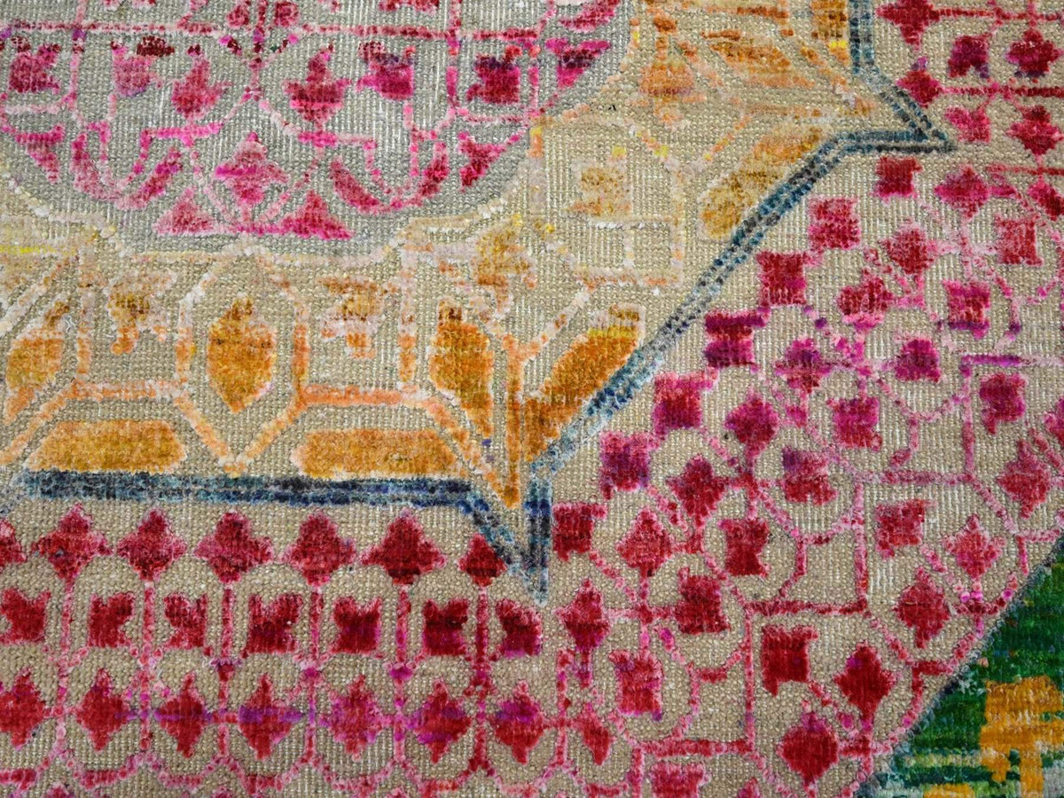 Mamluk Mamluk hand-knotted wool/sari silk rug in Yellow, 7'11" x 10'2" — SKU O075729 (view 8)