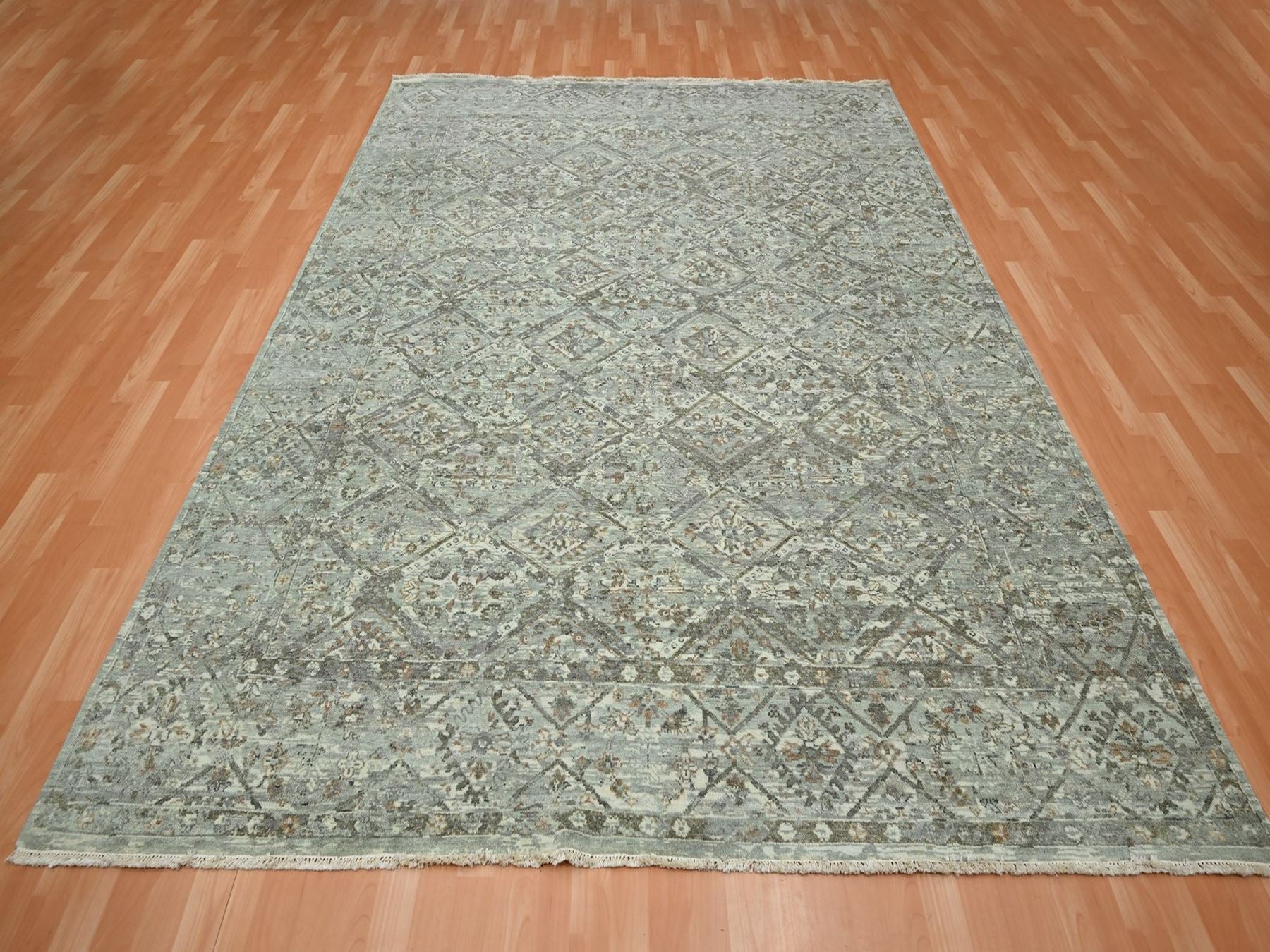Oushak hand-knotted wool rug in Gray, 7'9" x 10'1" — SKU O075736 (view 2)