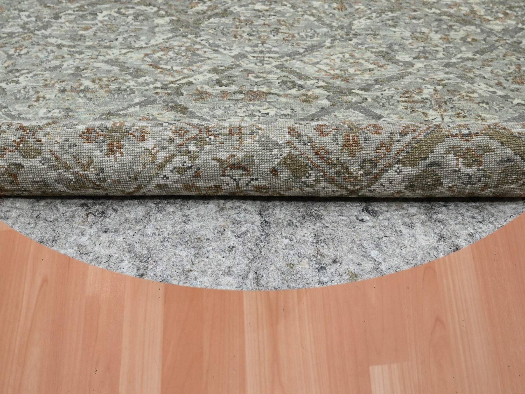Oushak hand-knotted wool rug in Gray, 5'10" x 5'10" — SKU O075747 (view 3)
