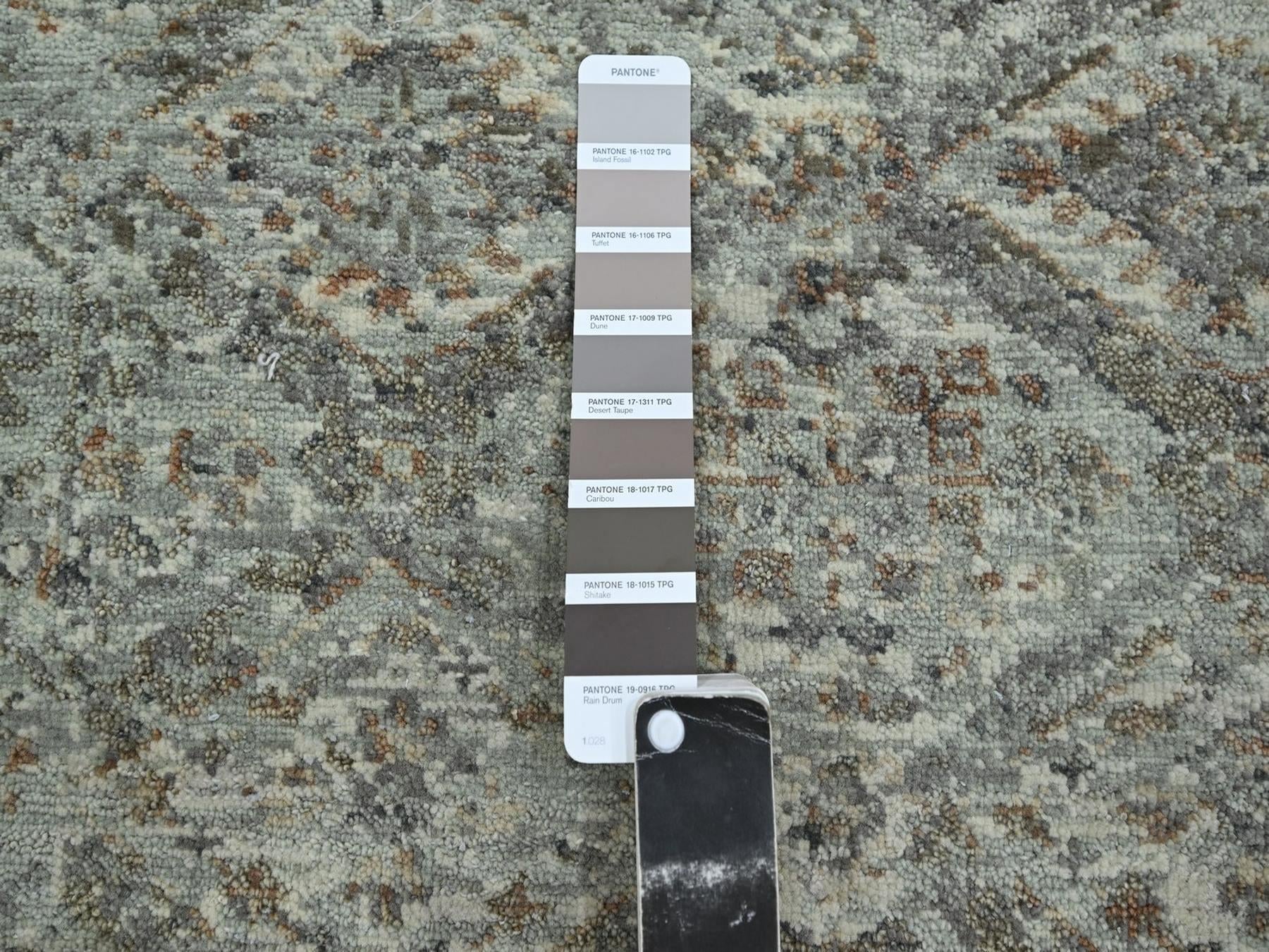 Oushak hand-knotted wool runner in Gray, 2'6" x 18'1" — SKU O075751 (view 4)