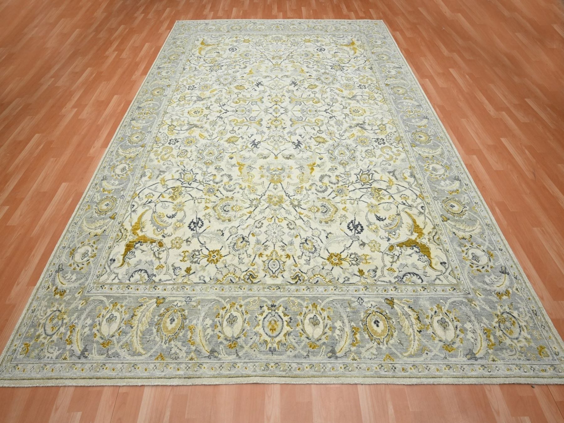 Ivory 9'1" x 12'1" Fine Oriental Hand knotted Wool Rug - Sku: O075826