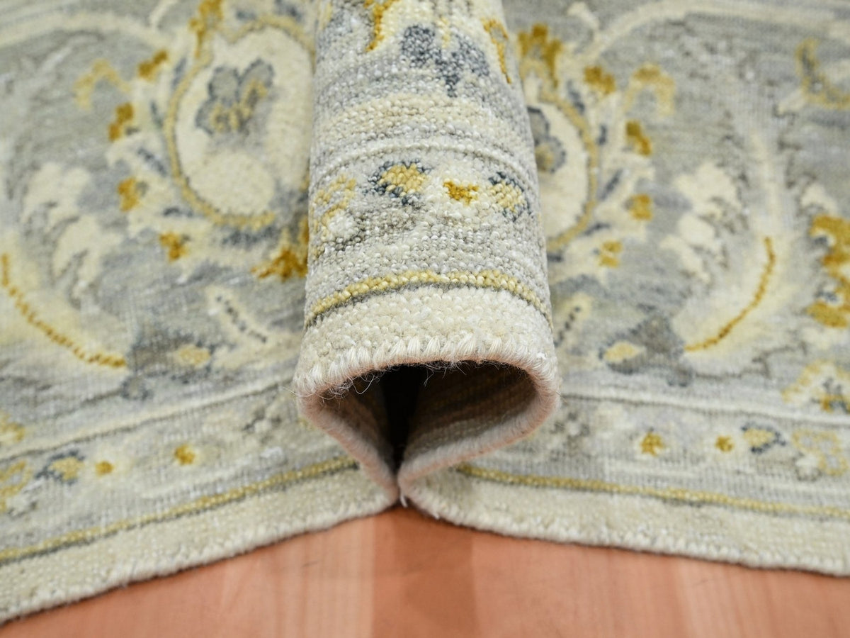 Fine Oriental hand-knotted wool rug in Ivory & Gray, 9'1" x 12'1" — SKU O075826 (view 5)