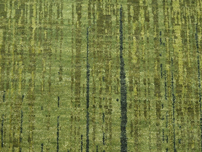 Green 6'0" x 9'5" Modern and Contemporary Hand knotted Wool Rug - Sku: O075836