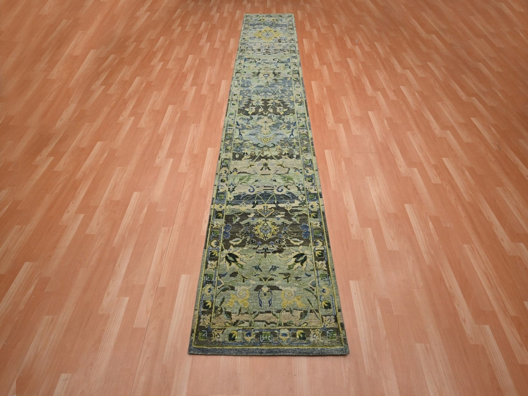 Green 2'7" x 13'10" Transitional Hand knotted Wool Rug - Sku: O075843